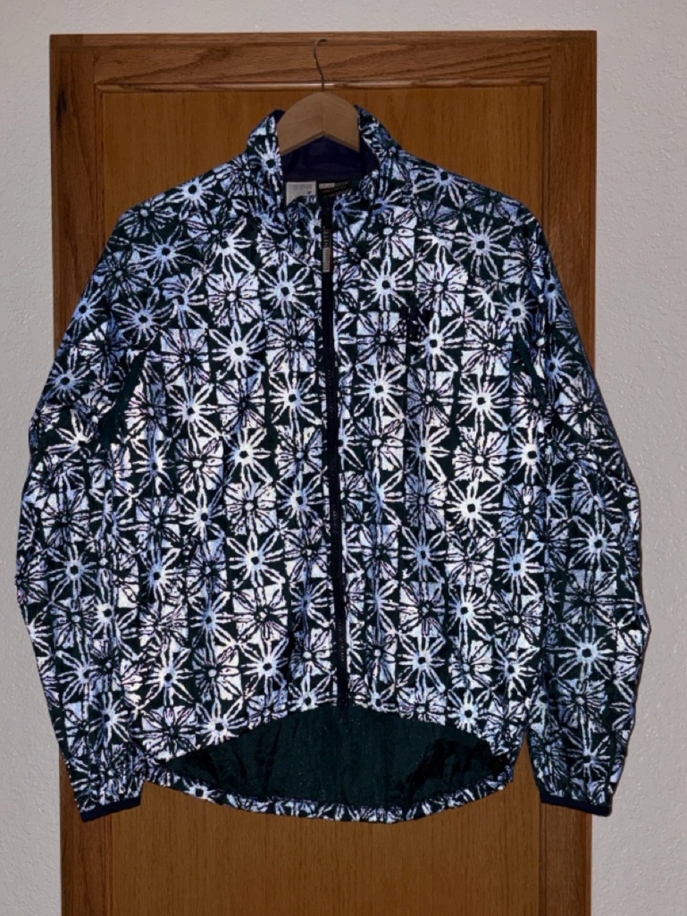 Illuminite Reflective Jacket Floral Patterned Made in USA Lightweight Zip Medium